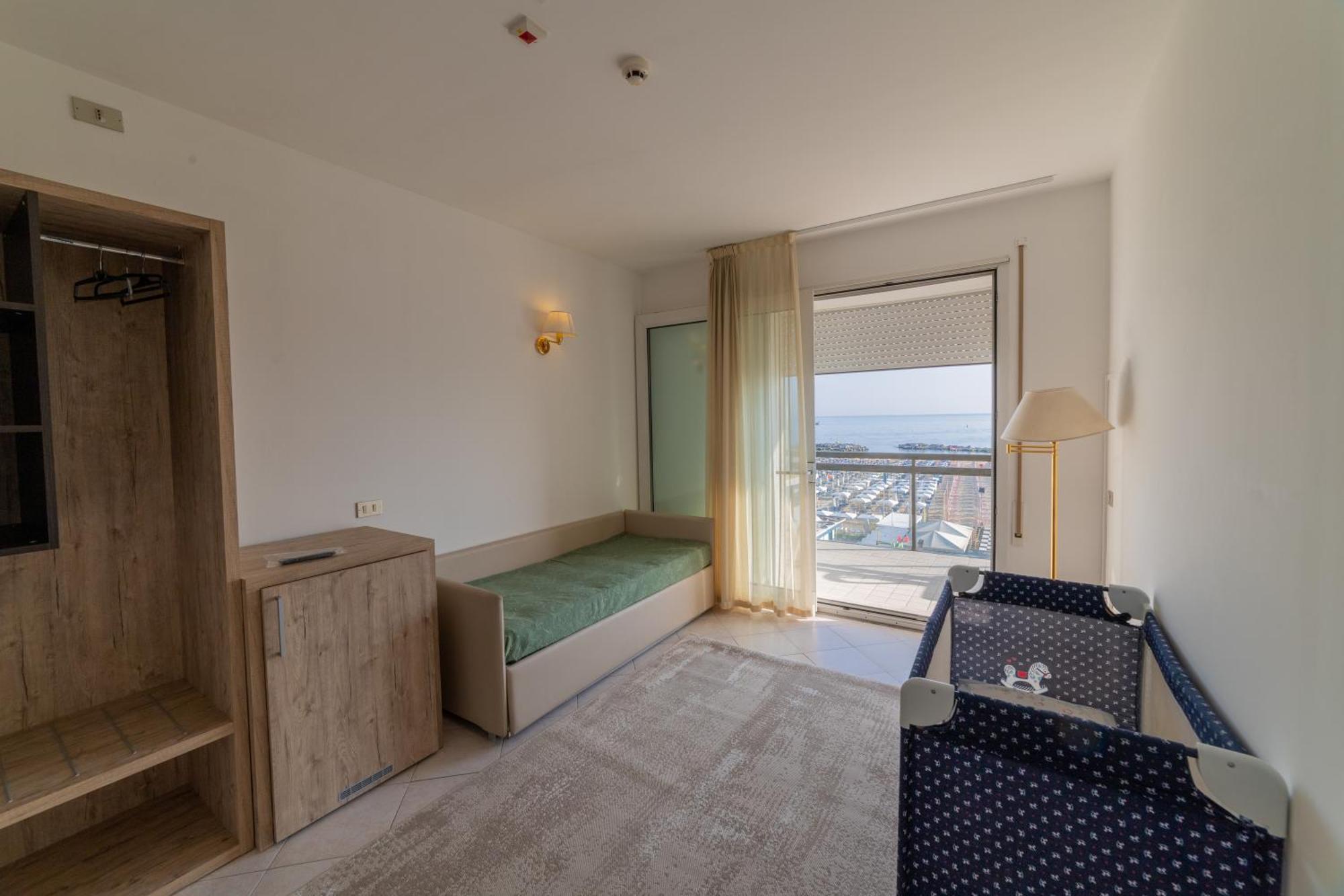Hotel Royal Каттолика Экстерьер фото