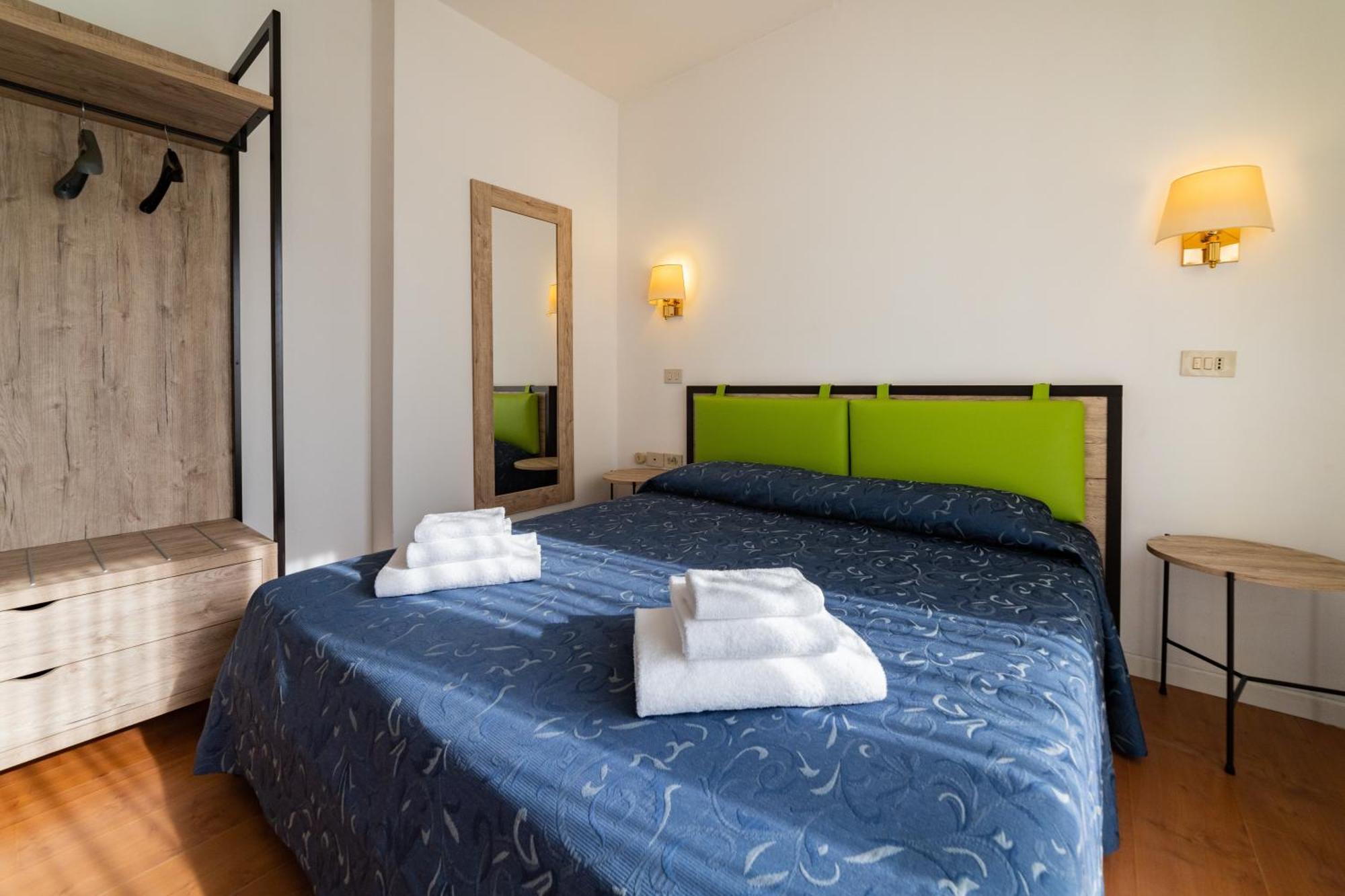 Hotel Royal Каттолика Экстерьер фото