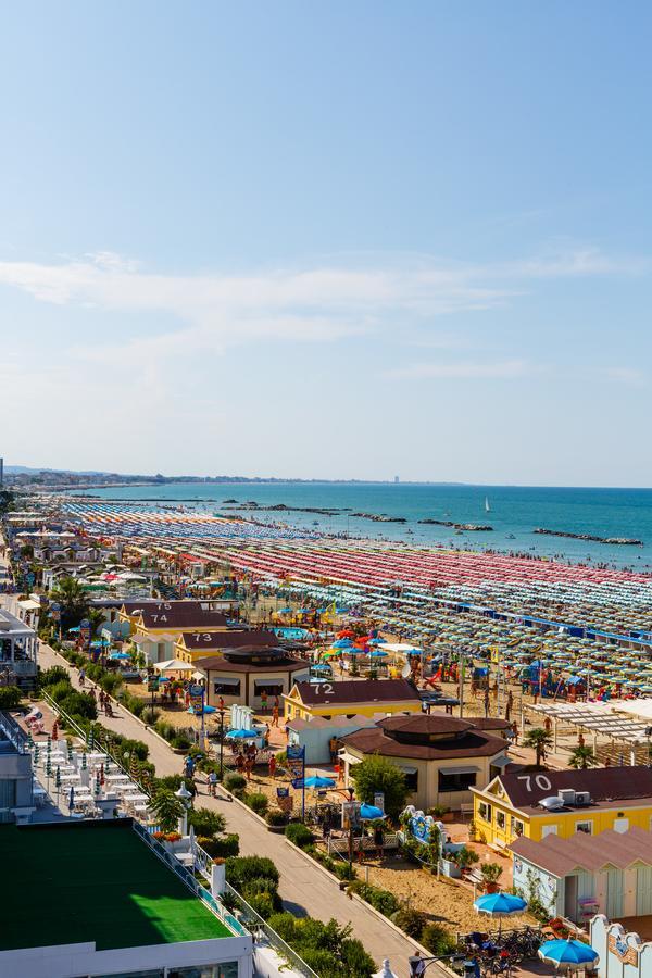 Hotel Royal Каттолика Экстерьер фото